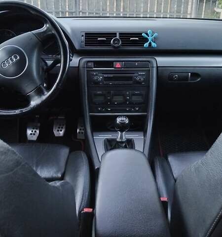 Серый Ауди А4, объемом двигателя 1.8 л и пробегом 235 тыс. км за 5900 $, фото 4 на Automoto.ua