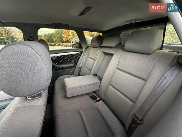 Серый Ауди А4, объемом двигателя 2.5 л и пробегом 450 тыс. км за 3799 $, фото 10 на Automoto.ua