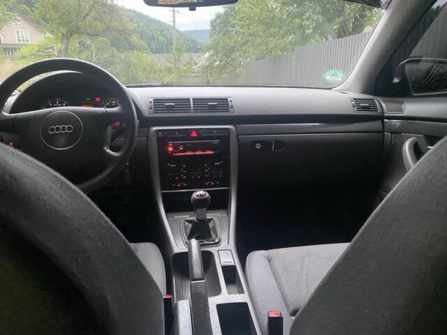 Серый Ауди А4, объемом двигателя 2 л и пробегом 216 тыс. км за 4850 $, фото 19 на Automoto.ua