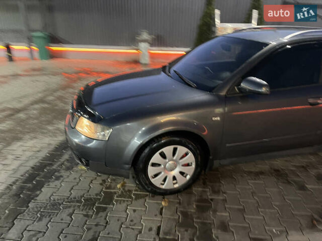 Ауді А4 2002 у Чернівцях на Automoto.ua Сірий Ауді А4, об'ємом двигуна 2.5 л та пробігом 290 тис. км за 5300 $, фото 2 на Automoto.ua