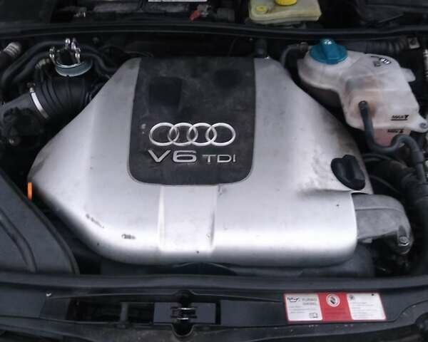 Сірий Ауді А4, об'ємом двигуна 2.5 л та пробігом 350 тис. км за 3700 $, фото 3 на Automoto.ua