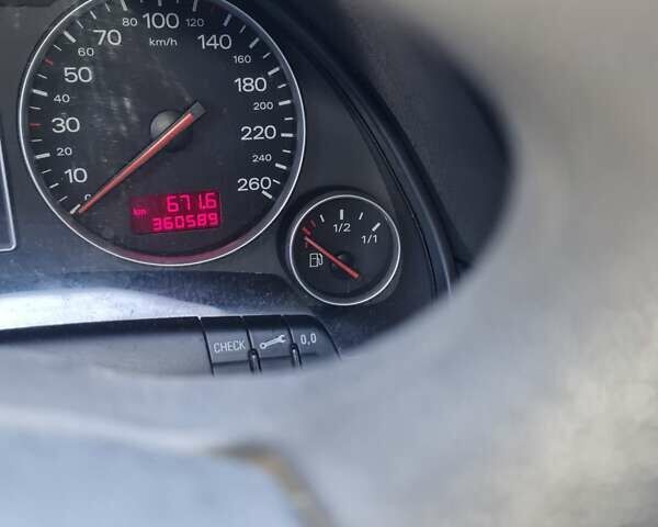 Серый Ауди А4, объемом двигателя 1.6 л и пробегом 360 тыс. км за 4800 $, фото 1 на Automoto.ua