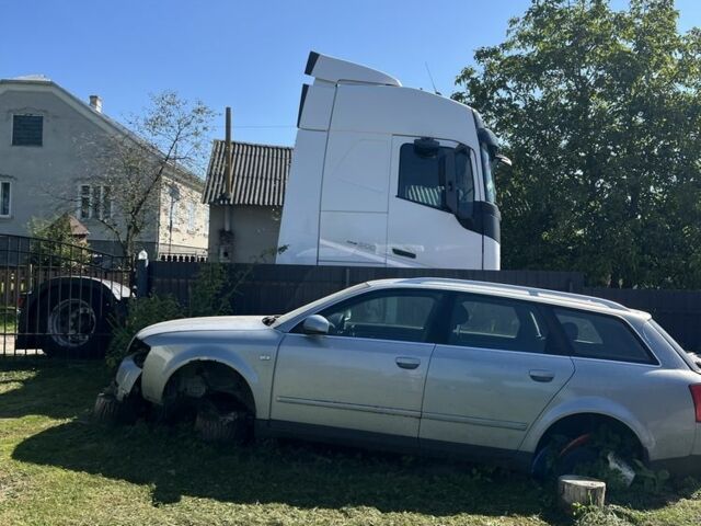 Серый Ауди А4, объемом двигателя 2.5 л и пробегом 406 тыс. км за 4200 $, фото 15 на Automoto.ua