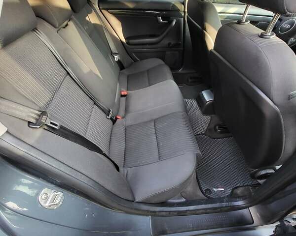 Сірий Ауді А4, об'ємом двигуна 1.9 л та пробігом 397 тис. км за 4800 $, фото 4 на Automoto.ua