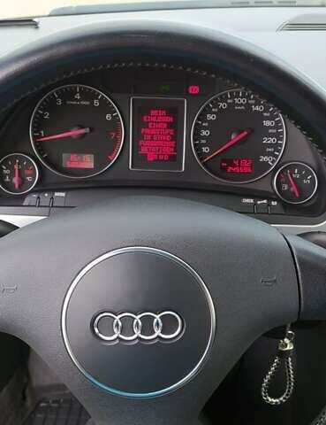 Серый Ауди А4, объемом двигателя 2 л и пробегом 245 тыс. км за 7000 $, фото 26 на Automoto.ua