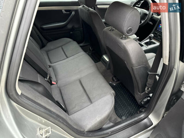 Серый Ауди А4, объемом двигателя 1.8 л и пробегом 323 тыс. км за 2999 $, фото 22 на Automoto.ua