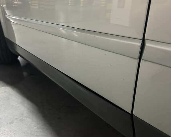 Сірий Ауді А4, об'ємом двигуна 1.6 л та пробігом 250 тис. км за 4400 $, фото 13 на Automoto.ua