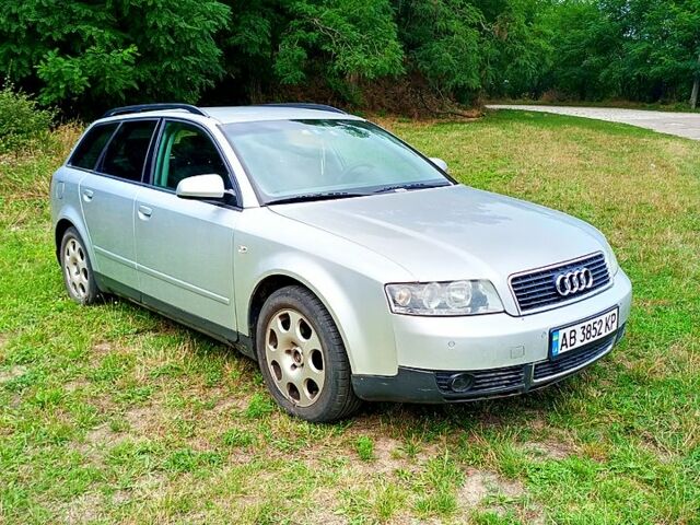 Сірий Ауді А4, об'ємом двигуна 1.8 л та пробігом 260 тис. км за 3000 $, фото 1 на Automoto.ua