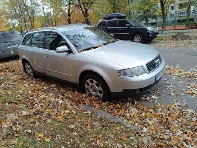 Серый Ауди А4, объемом двигателя 2.5 л и пробегом 390 тыс. км за 4500 $, фото 8 на Automoto.ua