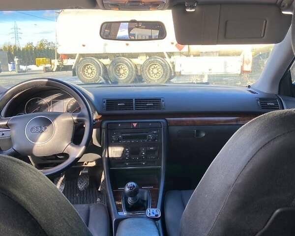 Сірий Ауді А4, об'ємом двигуна 1.9 л та пробігом 320 тис. км за 4800 $, фото 8 на Automoto.ua