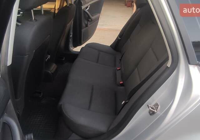 Серый Ауди А4, объемом двигателя 1.6 л и пробегом 234 тыс. км за 4450 $, фото 2 на Automoto.ua