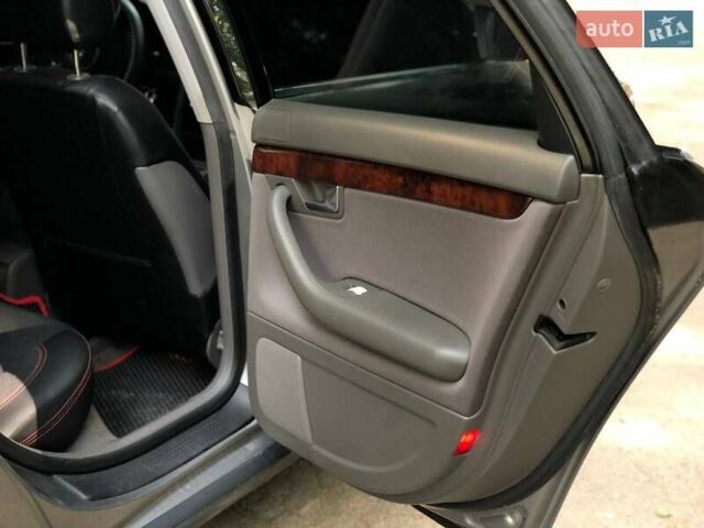Сірий Ауді А4, об'ємом двигуна 2 л та пробігом 234 тис. км за 5300 $, фото 6 на Automoto.ua