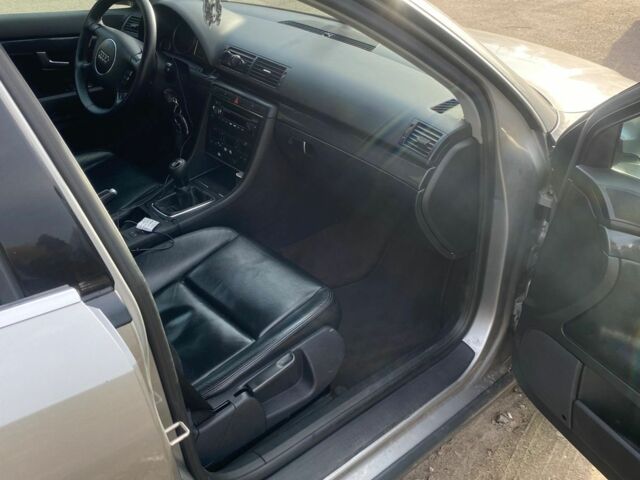 Серый Ауди А4, объемом двигателя 1.9 л и пробегом 438 тыс. км за 2450 $, фото 4 на Automoto.ua