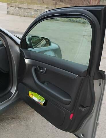 Серый Ауди А4, объемом двигателя 2 л и пробегом 245 тыс. км за 7000 $, фото 18 на Automoto.ua