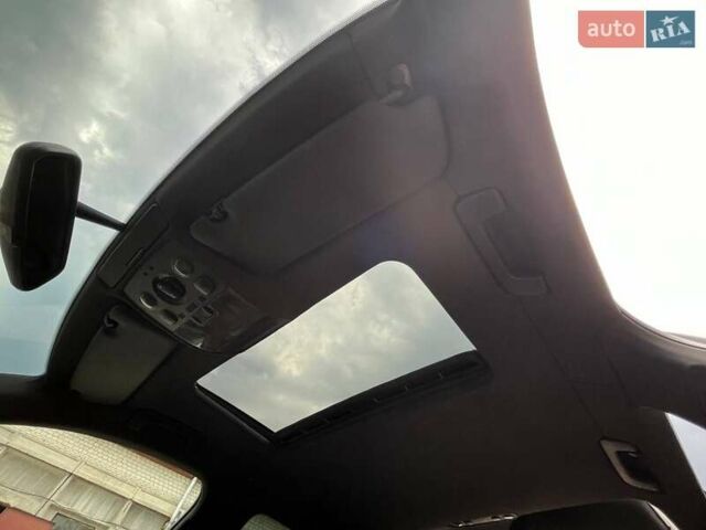 Ауді А4 2002 у Обухове на Automoto.ua Сірий Ауді А4, об'ємом двигуна 2.5 л та пробігом 320 тис. км за 3900 $, фото 4 на Automoto.ua