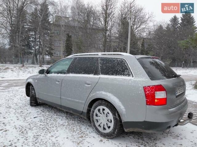 Сірий Ауді А4, об'ємом двигуна 1.78 л та пробігом 300 тис. км за 3850 $, фото 4 на Automoto.ua