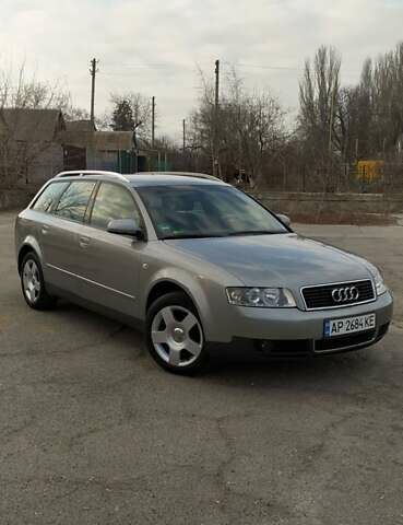 Серый Ауди А4, объемом двигателя 2 л и пробегом 245 тыс. км за 7000 $, фото 1 на Automoto.ua