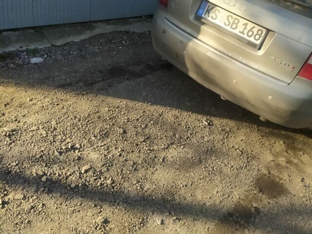 Серый Ауди А4, объемом двигателя 0 л и пробегом 433 тыс. км за 2000 $, фото 3 на Automoto.ua