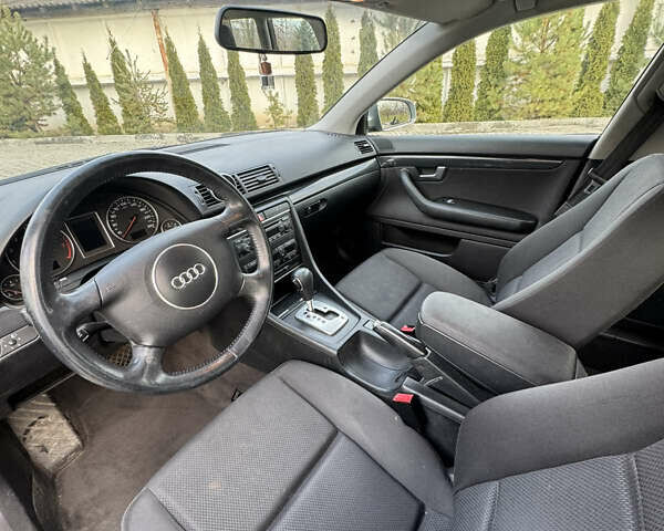 Сірий Ауді А4, об'ємом двигуна 2 л та пробігом 230 тис. км за 4600 $, фото 4 на Automoto.ua