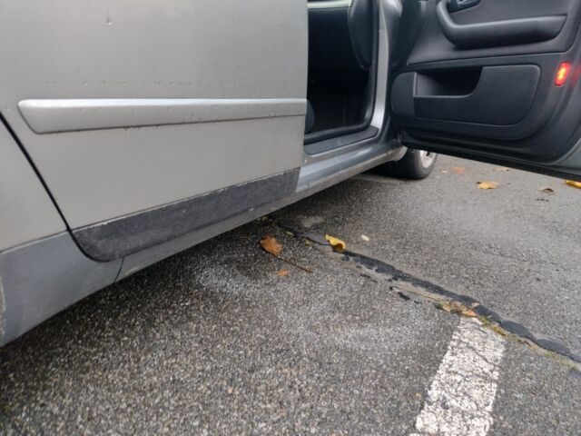 Ауді А4 2002 у Петропавлівська Борщагівка на Automoto.ua Сірий Ауді А4, об'ємом двигуна 2.5 л та пробігом 260 тис. км за 5200 $, фото 17 на Automoto.ua