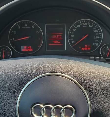 Серый Ауди А4, объемом двигателя 1.98 л и пробегом 210 тыс. км за 5000 $, фото 12 на Automoto.ua