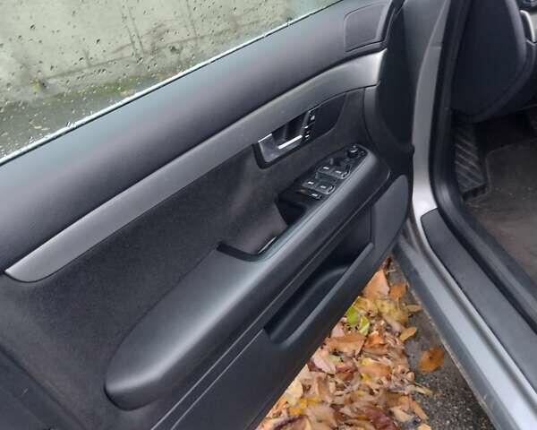 Серый Ауди А4, объемом двигателя 2.5 л и пробегом 265 тыс. км за 5400 $, фото 19 на Automoto.ua