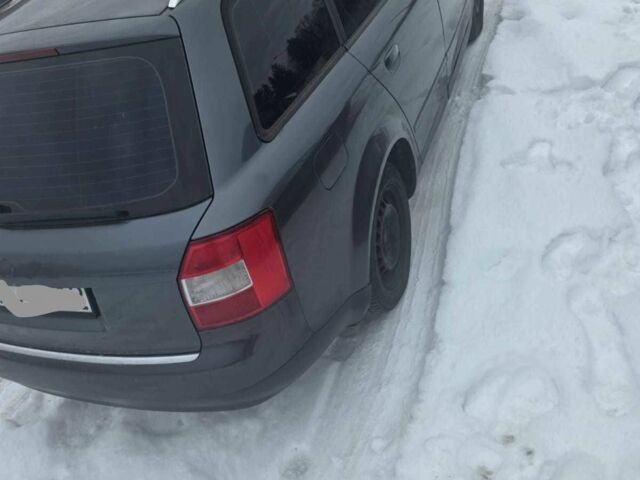 Сірий Ауді А4, об'ємом двигуна 1.9 л та пробігом 350 тис. км за 2555 $, фото 4 на Automoto.ua