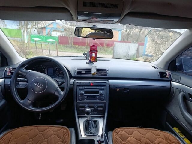 Серый Ауди А4, объемом двигателя 2 л и пробегом 324 тыс. км за 4500 $, фото 5 на Automoto.ua
