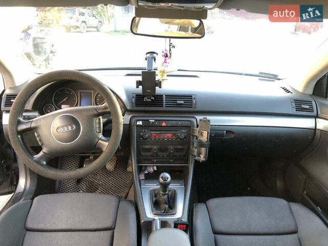 Серый Ауди А4, объемом двигателя 1.9 л и пробегом 325 тыс. км за 2200 $, фото 4 на Automoto.ua