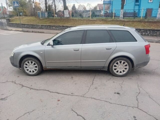 Серый Ауди А4, объемом двигателя 2.5 л и пробегом 500 тыс. км за 3000 $, фото 1 на Automoto.ua