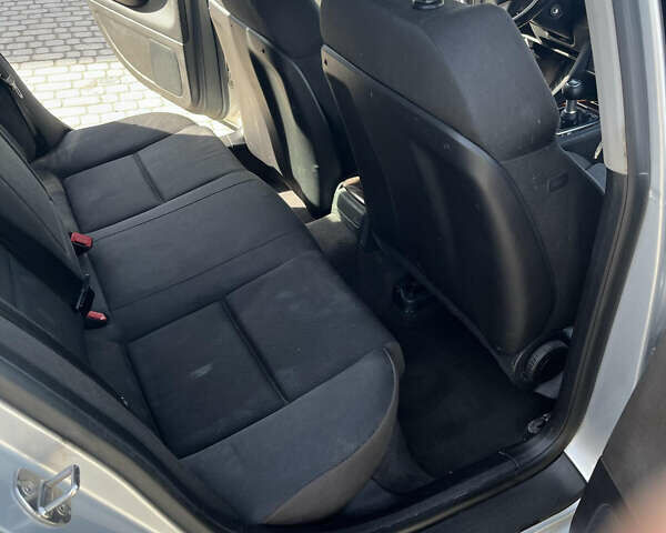 Серый Ауди А4, объемом двигателя 2.5 л и пробегом 280 тыс. км за 3500 $, фото 16 на Automoto.ua