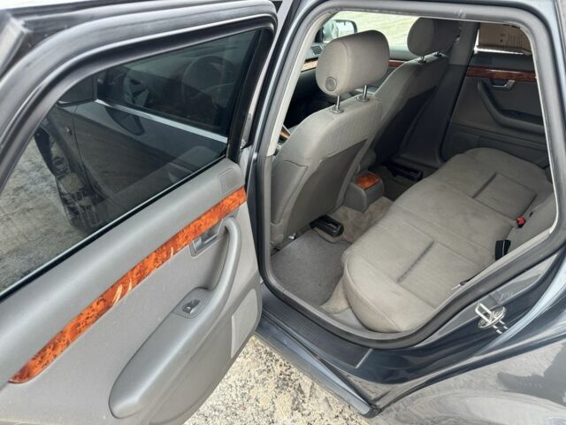 Серый Ауди А4, объемом двигателя 2.5 л и пробегом 323 тыс. км за 3294 $, фото 9 на Automoto.ua