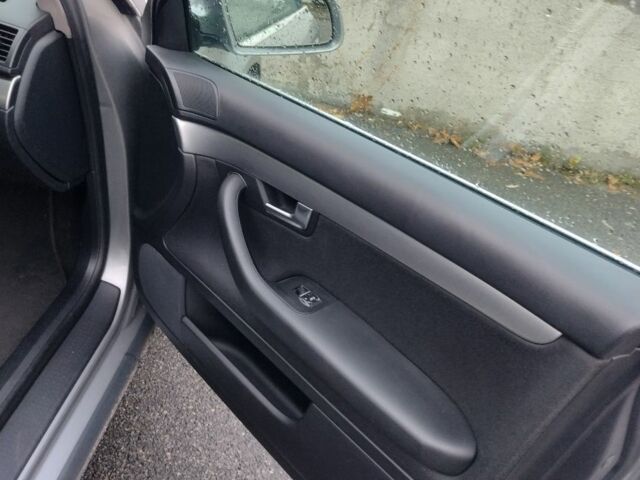 Ауді А4 2002 у Петропавлівська Борщагівка на Automoto.ua Сірий Ауді А4, об'ємом двигуна 2.5 л та пробігом 260 тис. км за 5200 $, фото 15 на Automoto.ua