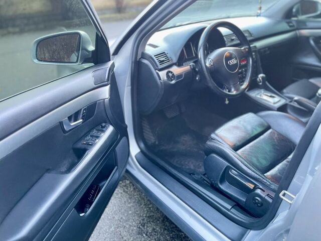 Серый Ауди А4, объемом двигателя 2.5 л и пробегом 340 тыс. км за 4500 $, фото 6 на Automoto.ua