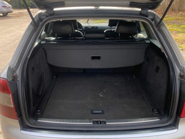 Серый Ауди А4, объемом двигателя 1.9 л и пробегом 438 тыс. км за 2450 $, фото 3 на Automoto.ua