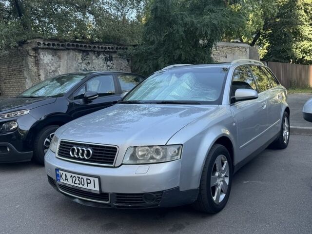 Серый Ауди А4, объемом двигателя 2.5 л и пробегом 300 тыс. км за 4700 $, фото 1 на Automoto.ua