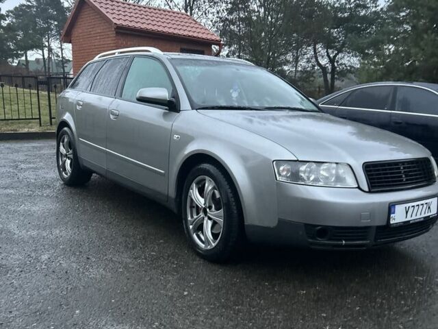 Сірий Ауді А4, об'ємом двигуна 2 л та пробігом 240 тис. км за 4149 $, фото 1 на Automoto.ua