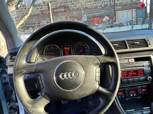 Сірий Ауді А4, об'ємом двигуна 2 л та пробігом 400 тис. км за 2900 $, фото 11 на Automoto.ua