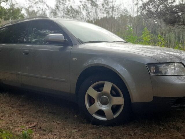 Серый Ауди А4, объемом двигателя 2 л и пробегом 256 тыс. км за 4400 $, фото 11 на Automoto.ua