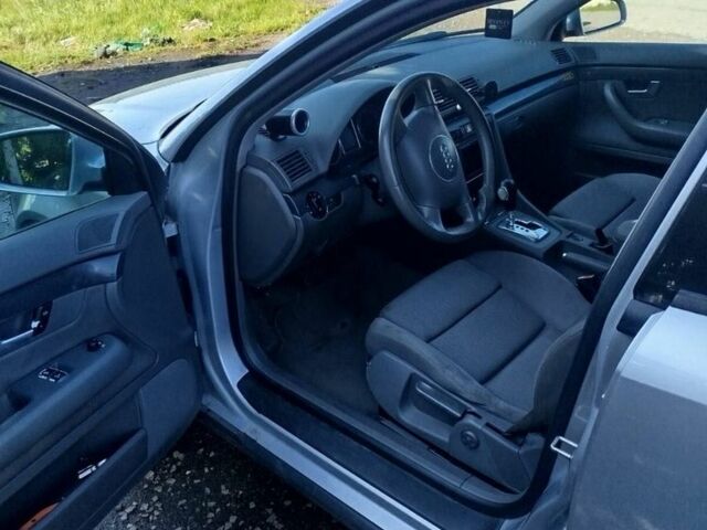 Серый Ауди А4, объемом двигателя 1.8 л и пробегом 350 тыс. км за 2300 $, фото 1 на Automoto.ua