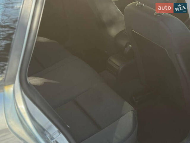 Сірий Ауді А4, об'ємом двигуна 1.9 л та пробігом 484 тис. км за 4450 $, фото 7 на Automoto.ua