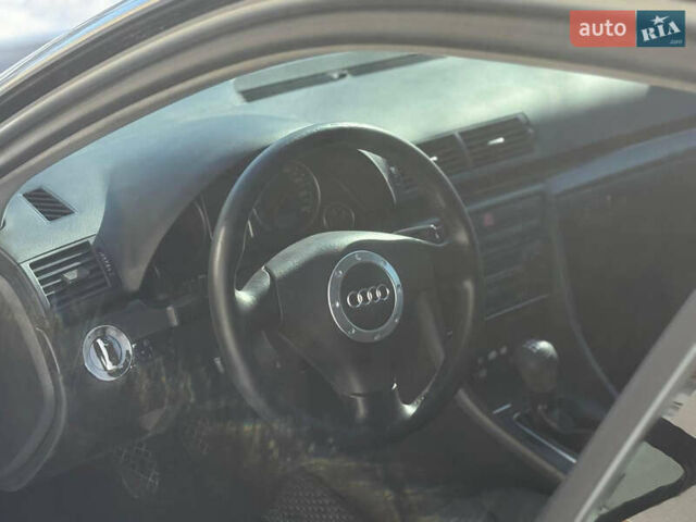Сірий Ауді А4, об'ємом двигуна 1.9 л та пробігом 484 тис. км за 4450 $, фото 9 на Automoto.ua