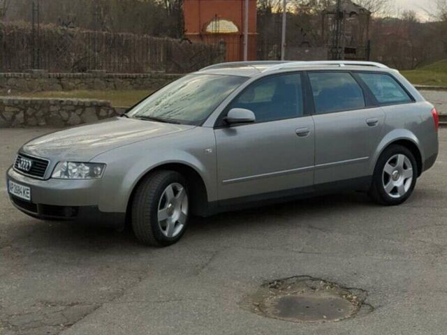 Серый Ауди А4, объемом двигателя 2 л и пробегом 255 тыс. км за 7200 $, фото 2 на Automoto.ua