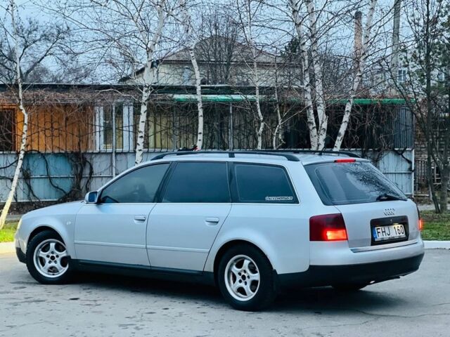 Серый Ауди А4, объемом двигателя 2.5 л и пробегом 200 тыс. км за 2350 $, фото 4 на Automoto.ua