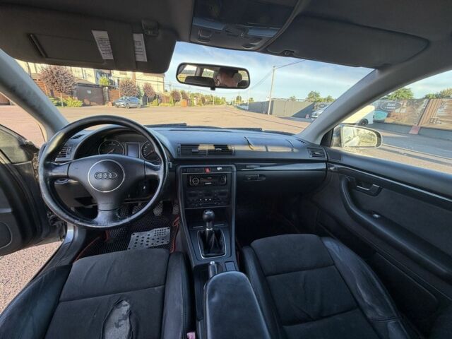 Сірий Ауді А4, об'ємом двигуна 2.5 л та пробігом 247 тис. км за 2800 $, фото 7 на Automoto.ua