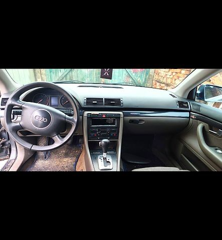 Серый Ауди А4, объемом двигателя 2.5 л и пробегом 0 тыс. км за 2300 $, фото 9 на Automoto.ua