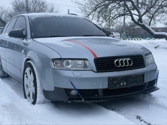 Сірий Ауді А4, об'ємом двигуна 2 л та пробігом 500 тис. км за 4167 $, фото 1 на Automoto.ua