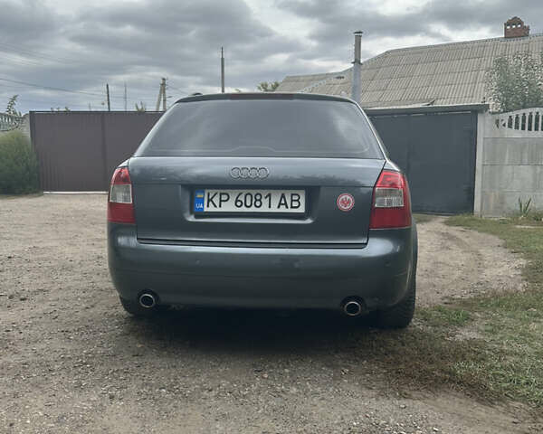 Сірий Ауді А4, об'ємом двигуна 1.78 л та пробігом 225 тис. км за 6500 $, фото 4 на Automoto.ua