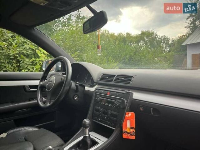 Ауді А4 2002 у Обухове на Automoto.ua Сірий Ауді А4, об'ємом двигуна 2.5 л та пробігом 320 тис. км за 3900 $, фото 13 на Automoto.ua