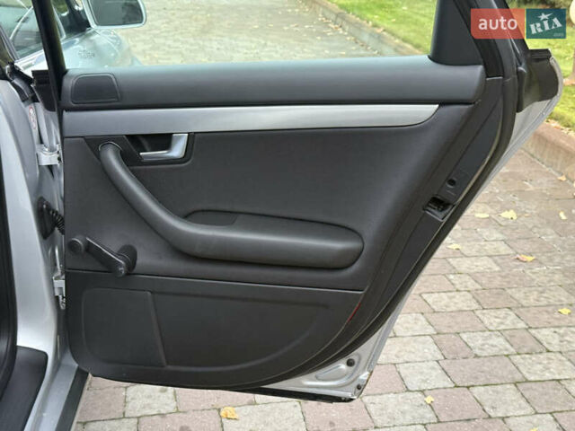 Сірий Ауді А4, об'ємом двигуна 1.8 л та пробігом 211 тис. км за 5850 $, фото 23 на Automoto.ua